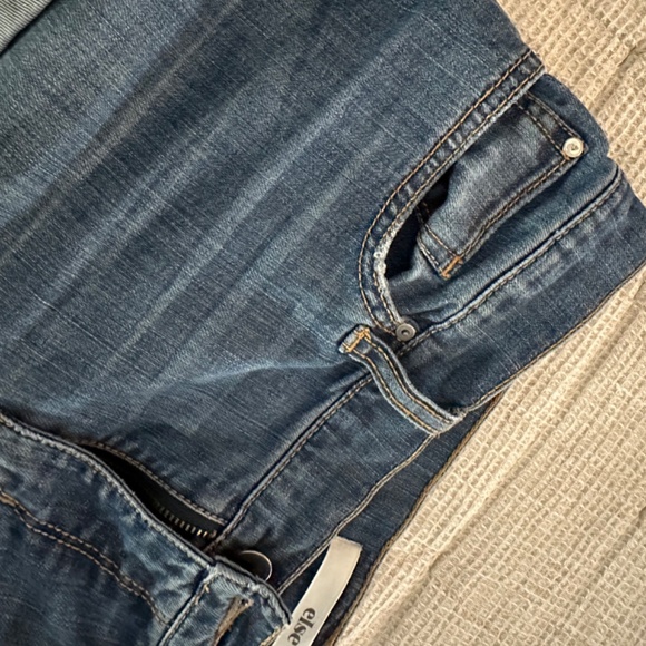 else women’s denim shorts - Picture 11 of 15